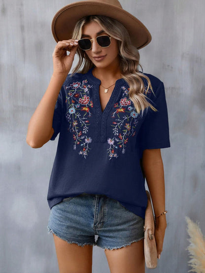 Fashion Flowers Embroidery Short Sleeve T-shirt Summer Stitching Lace-collared Blouse Womens Clothing